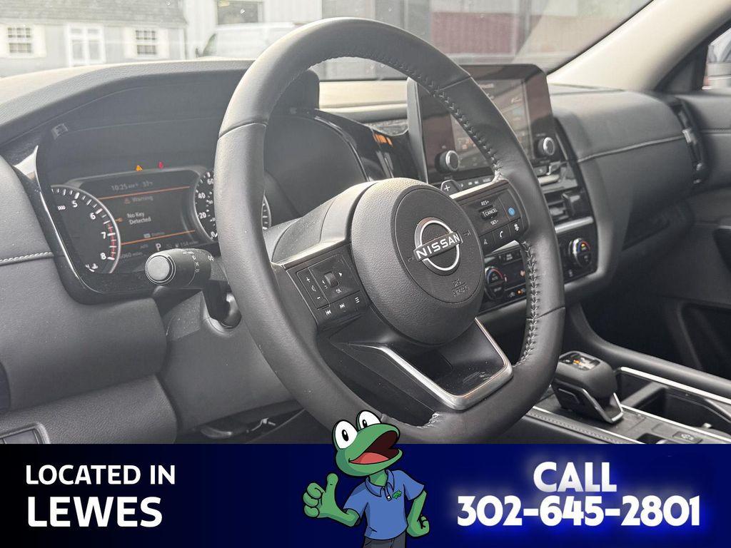 used 2025 Nissan Pathfinder car, priced at $38,000