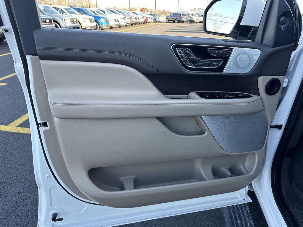 used 2023 Lincoln Navigator car, priced at $64,624