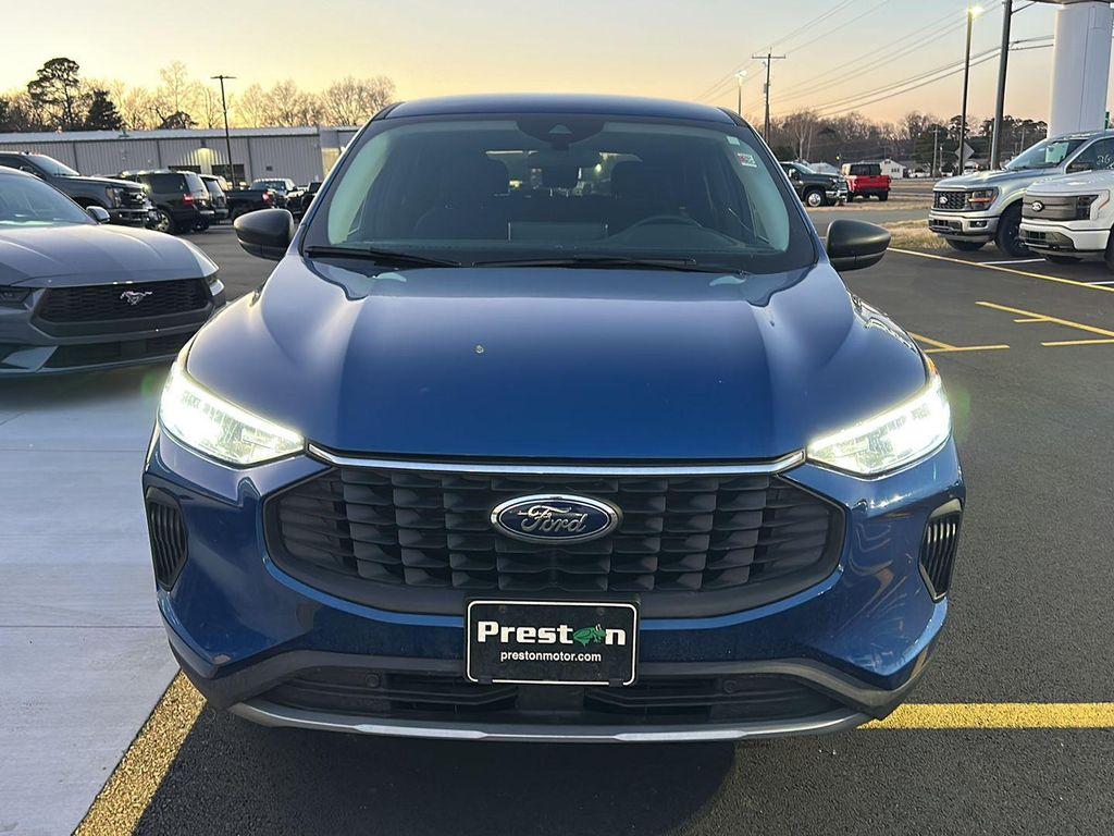 used 2023 Ford Escape car, priced at $22,000