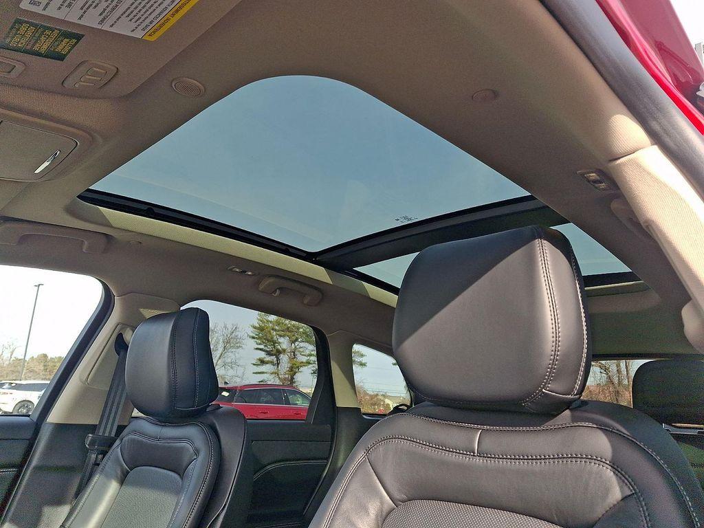 new 2025 Lincoln Corsair car, priced at $59,307