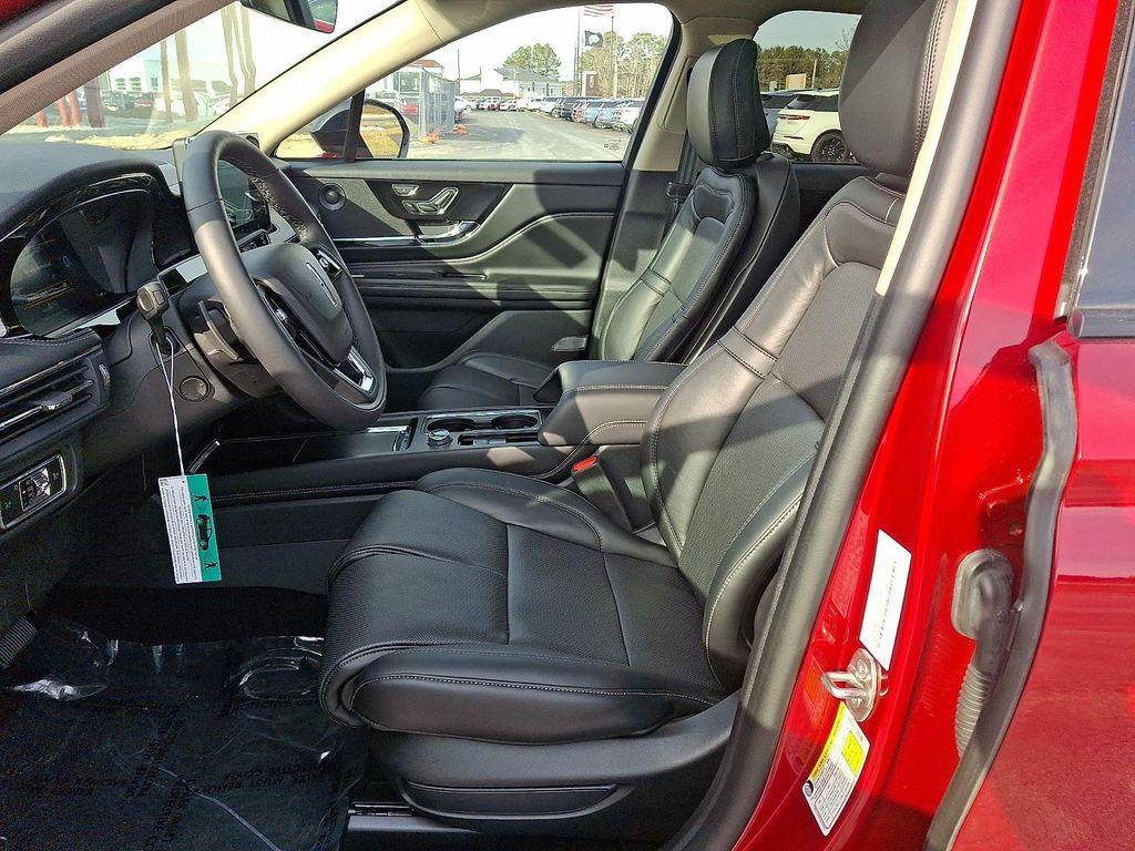 new 2025 Lincoln Corsair car, priced at $59,307