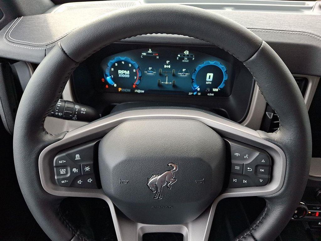 new 2025 Ford Bronco car, priced at $49,662