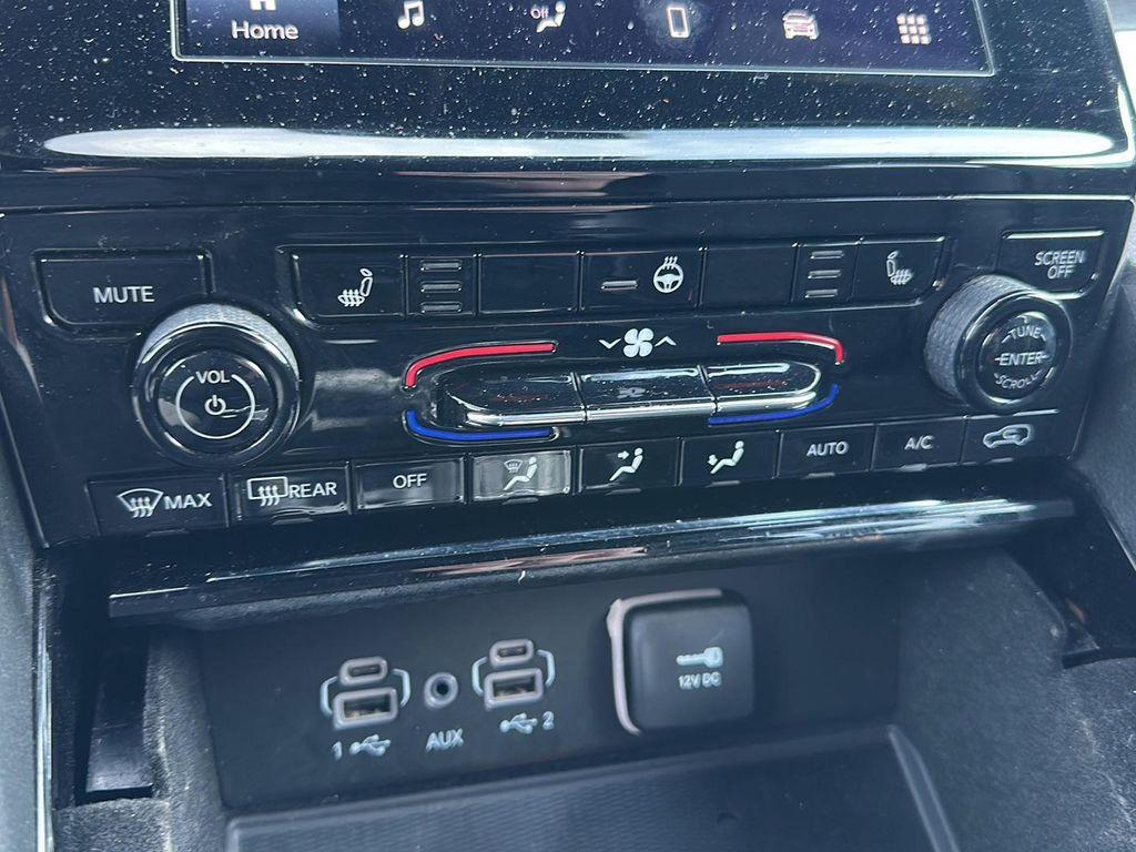 used 2022 Jeep Grand Cherokee L car, priced at $25,500