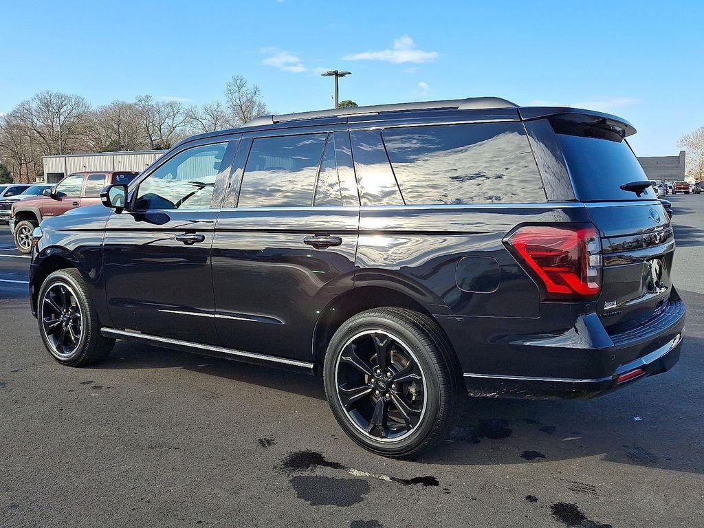 used 2023 Ford Expedition car, priced at $53,242