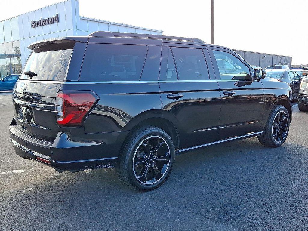 used 2023 Ford Expedition car, priced at $55,362