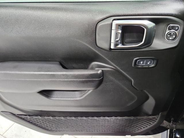 used 2023 Jeep Gladiator car, priced at $34,090