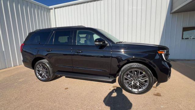 new 2026 Ford Expedition car, priced at $80,120