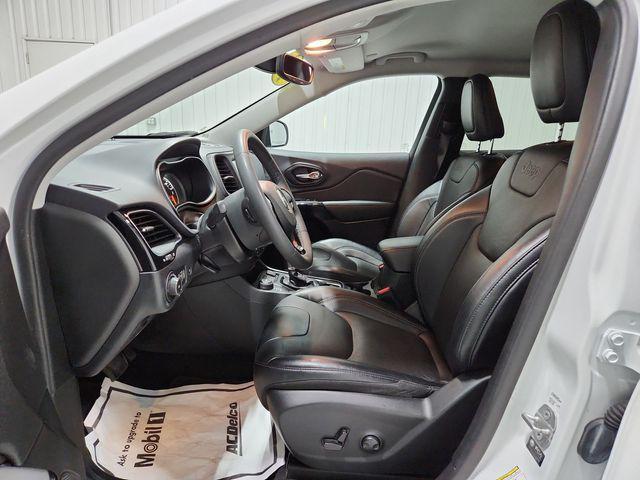 used 2023 Jeep Cherokee car, priced at $21,672