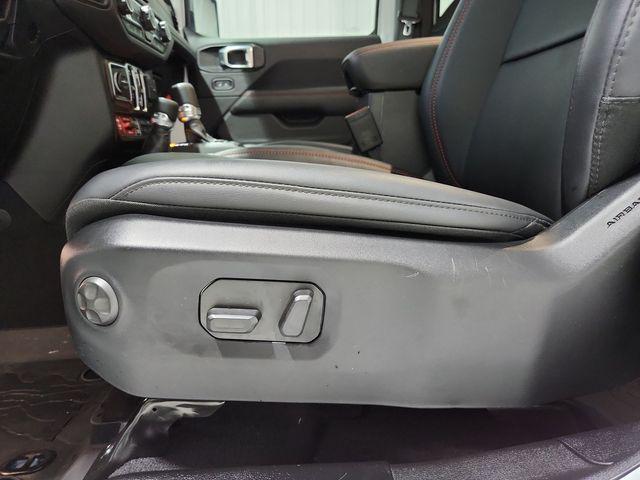 used 2025 Jeep Gladiator car, priced at $45,898