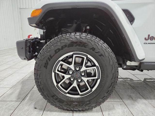 used 2025 Jeep Gladiator car, priced at $45,898