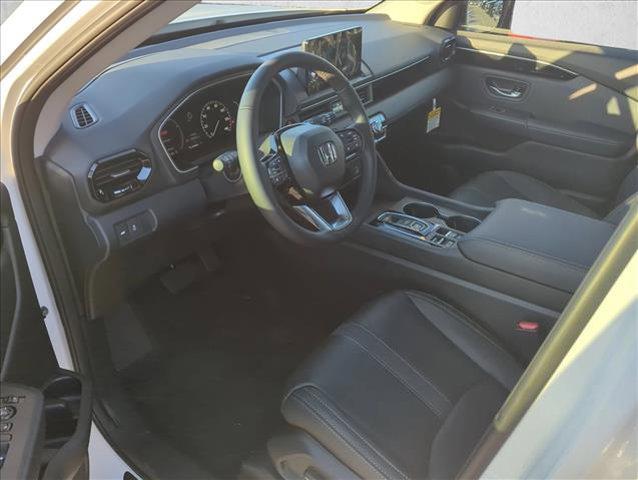 new 2025 Honda Pilot car, priced at $46,442