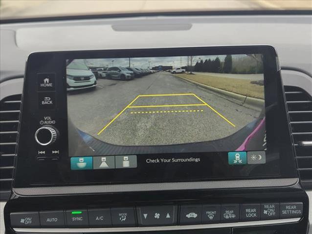 new 2026 Honda Odyssey car, priced at $43,682