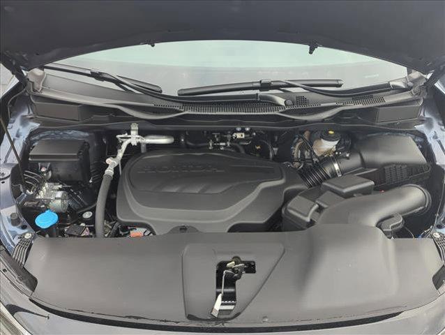 new 2026 Honda Odyssey car, priced at $43,682