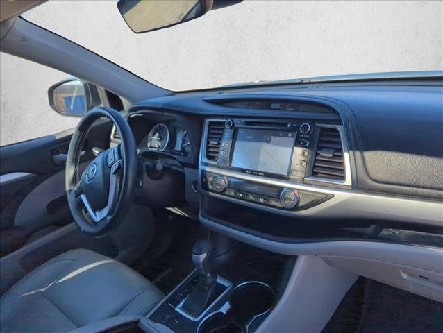 used 2017 Toyota Highlander car, priced at $14,698