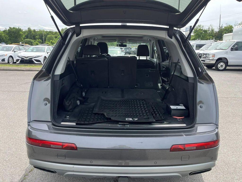 used 2019 Audi Q7 car, priced at $17,800