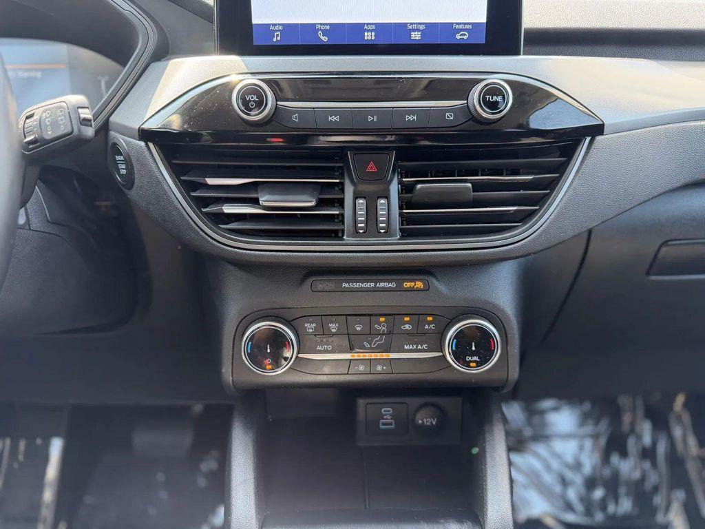 used 2023 Ford Escape car, priced at $18,999