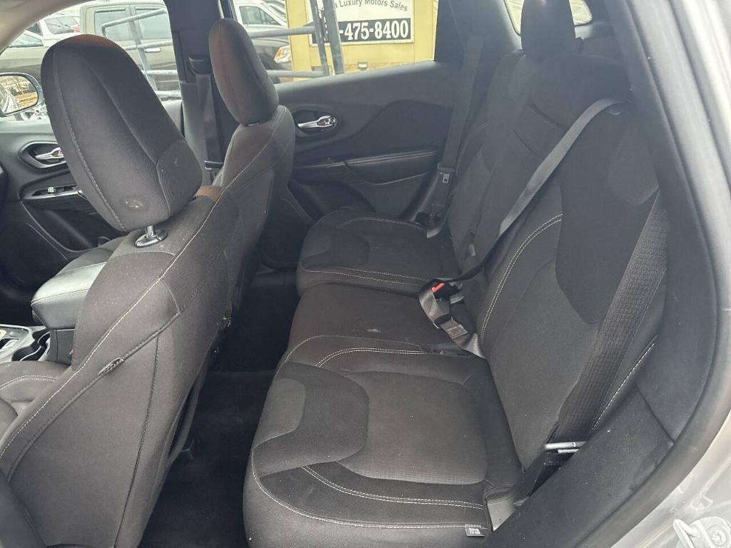 used 2016 Jeep Cherokee car, priced at $6,499