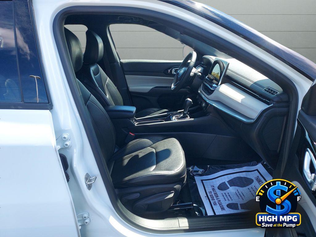 used 2025 Jeep Compass car, priced at $23,798