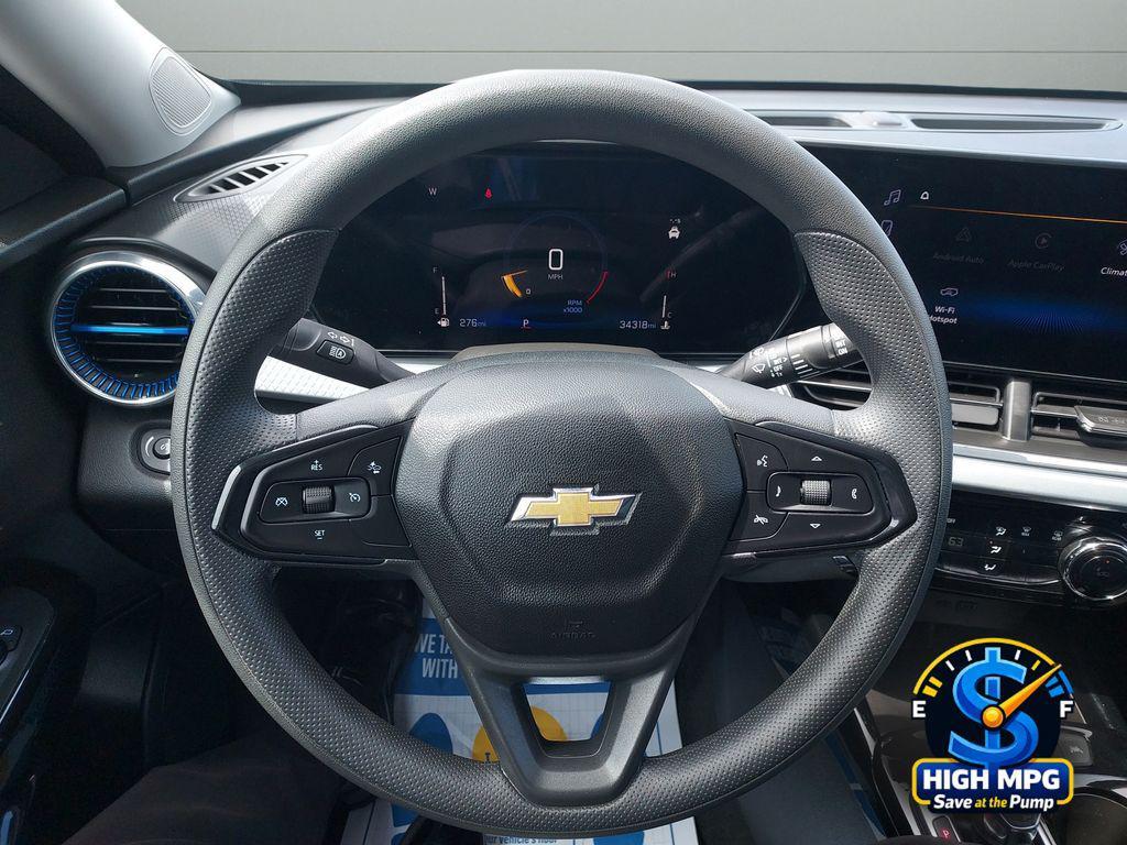 used 2025 Chevrolet Trax car, priced at $21,794