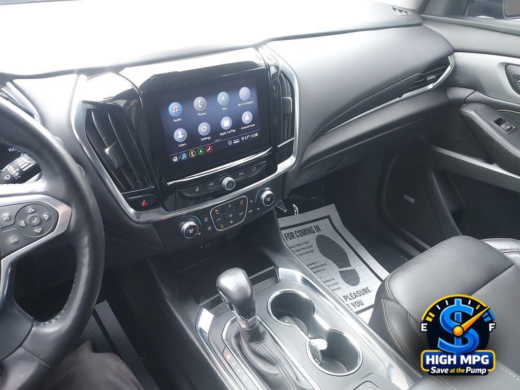 used 2021 Chevrolet Traverse car, priced at $28,048