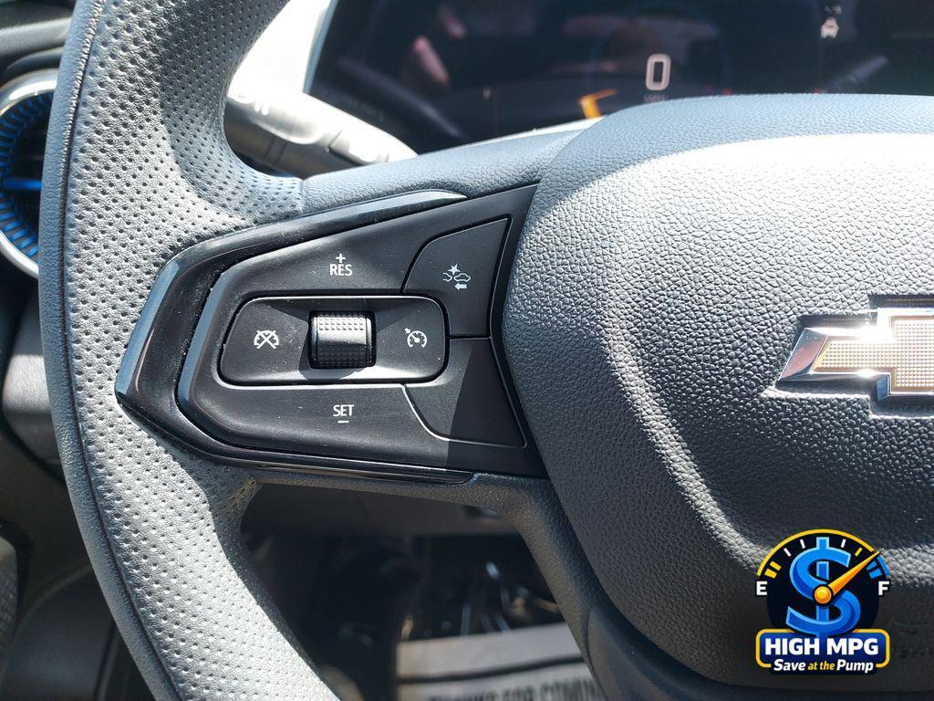 used 2025 Chevrolet Trax car, priced at $21,276