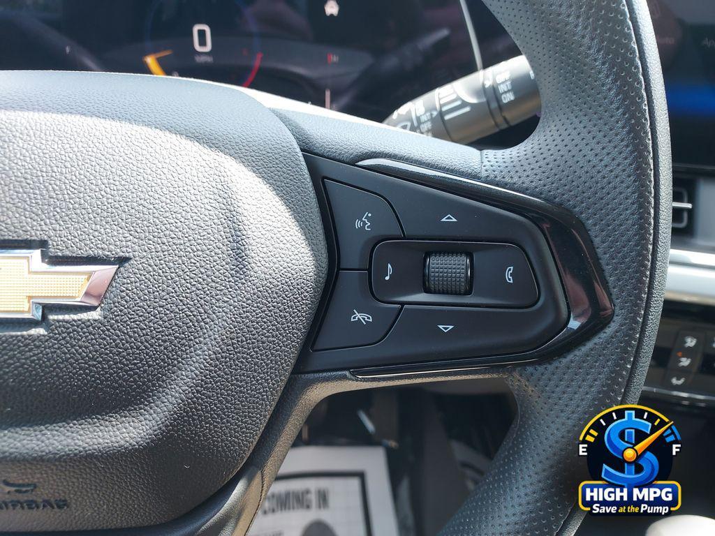 used 2025 Chevrolet Trax car, priced at $21,276