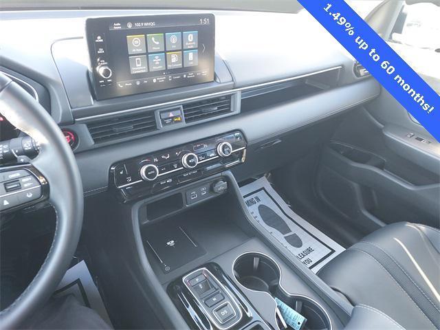 used 2025 Honda Pilot car, priced at $41,989