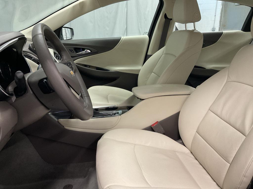 used 2024 Chevrolet Malibu car, priced at $24,000