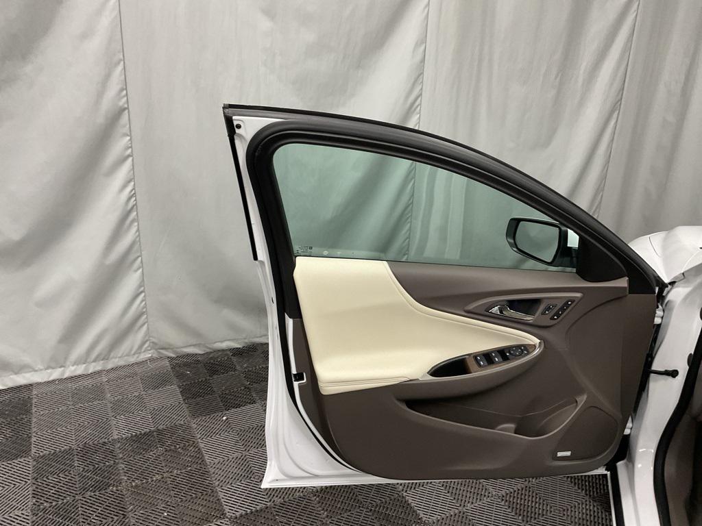 used 2024 Chevrolet Malibu car, priced at $24,000