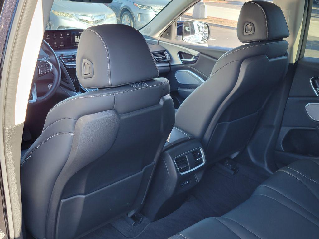 used 2024 Acura RDX car, priced at $38,994