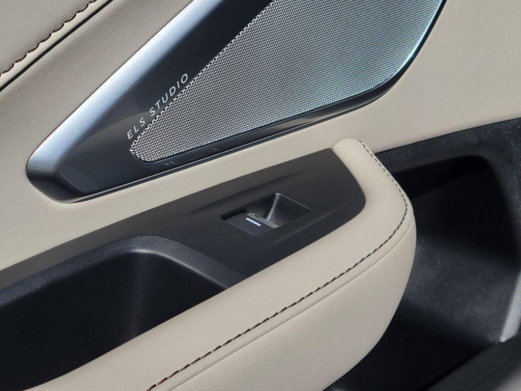 used 2025 Acura RDX car, priced at $41,694