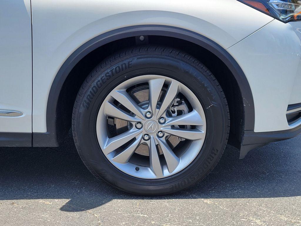 used 2025 Acura MDX car, priced at $45,583
