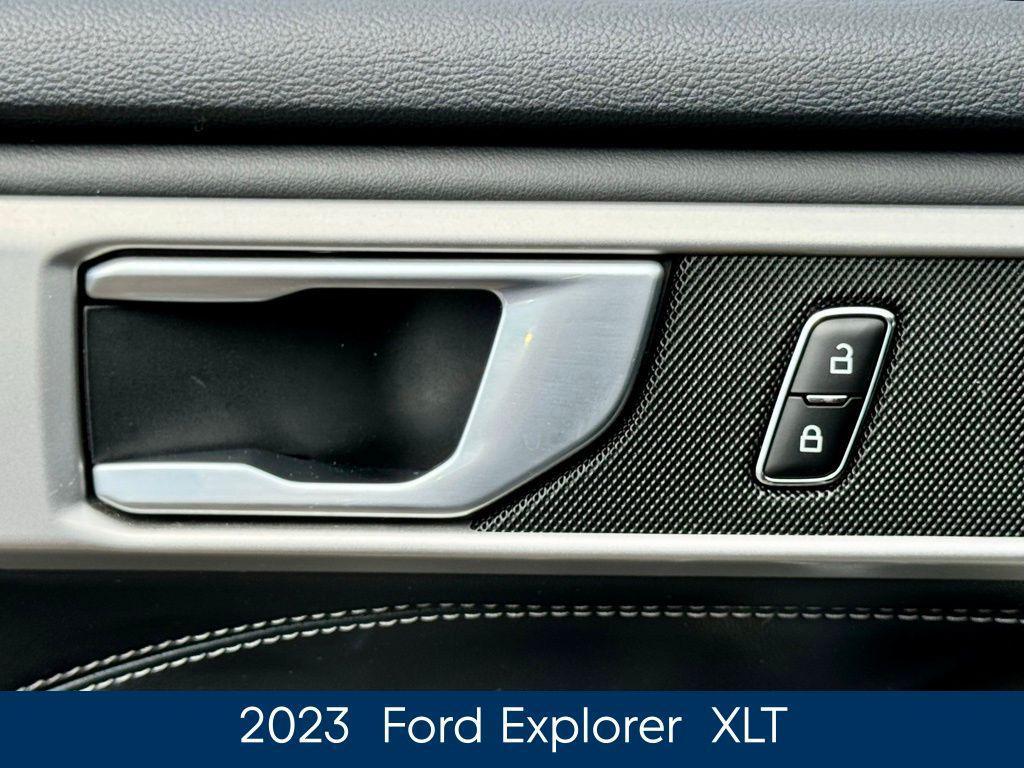 used 2023 Ford Explorer car, priced at $35,746
