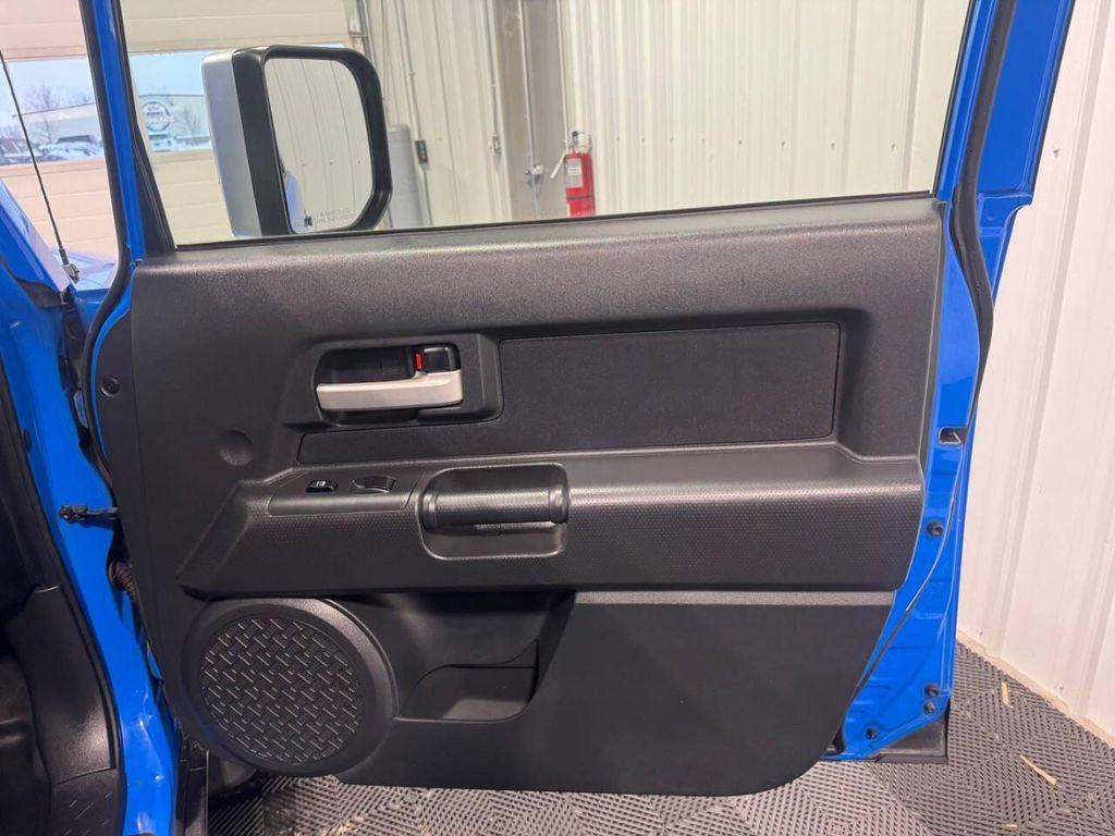 used 2008 Toyota FJ Cruiser car, priced at $13,994