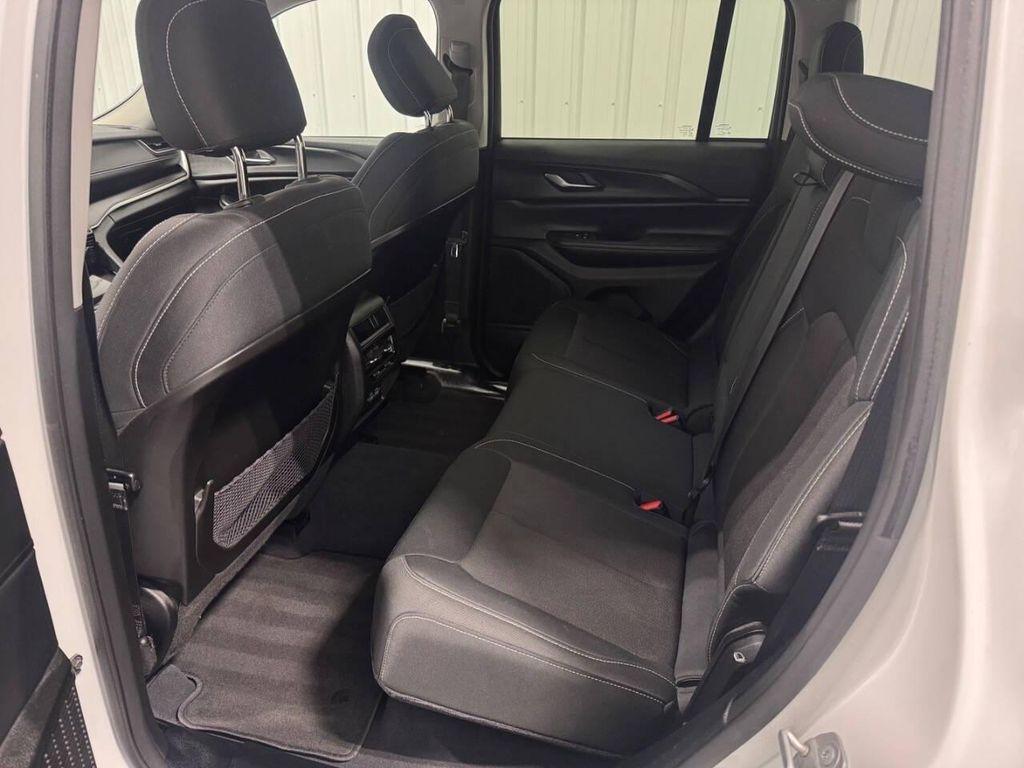 used 2023 Jeep Grand Cherokee car, priced at $19,938