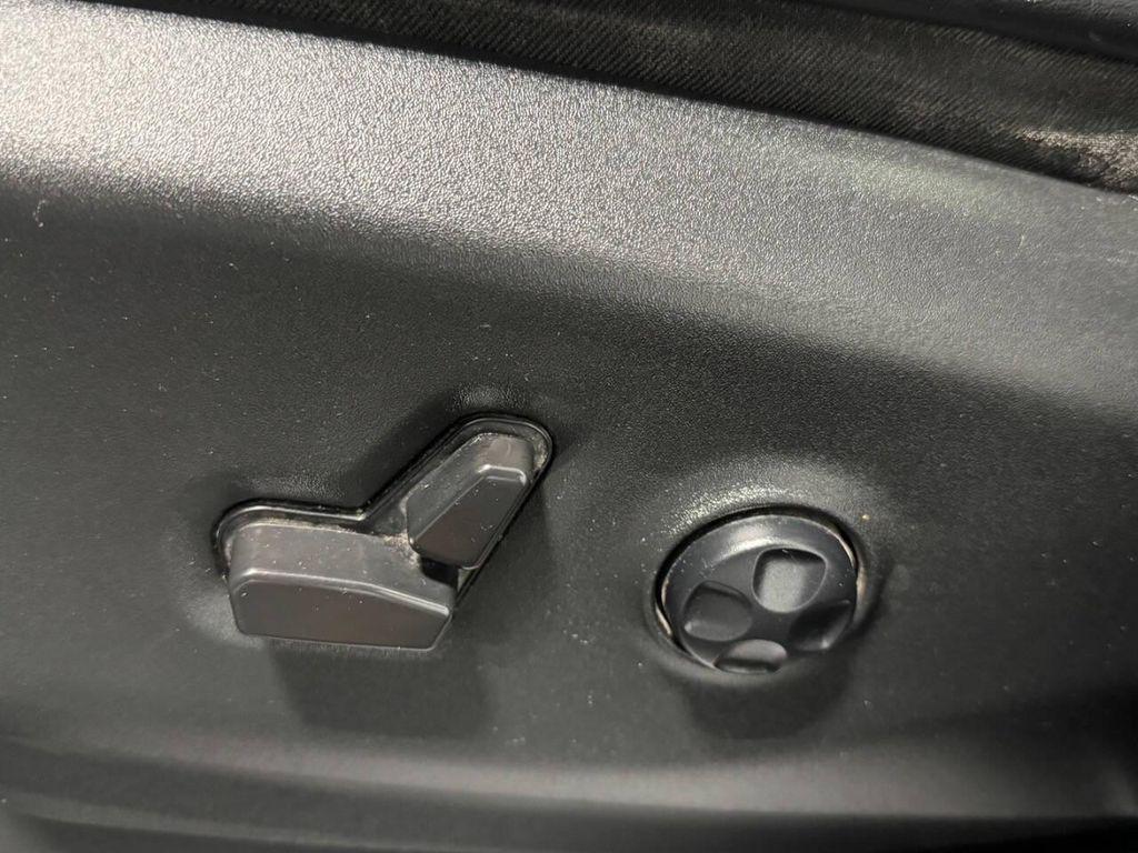 used 2023 Chrysler Pacifica Hybrid car, priced at $17,600