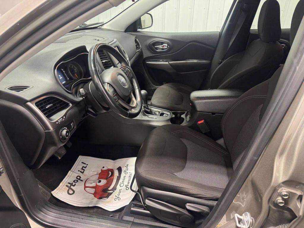 used 2019 Jeep Cherokee car, priced at $9,980