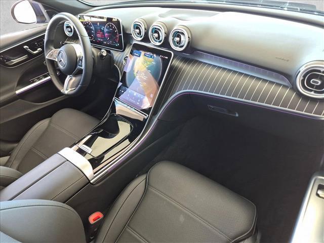 Mercedes-Benz C-Class view 19