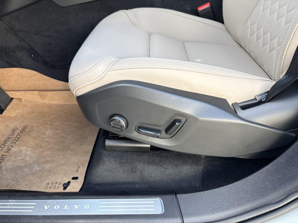 new 2026 Volvo XC90 car, priced at $62,825