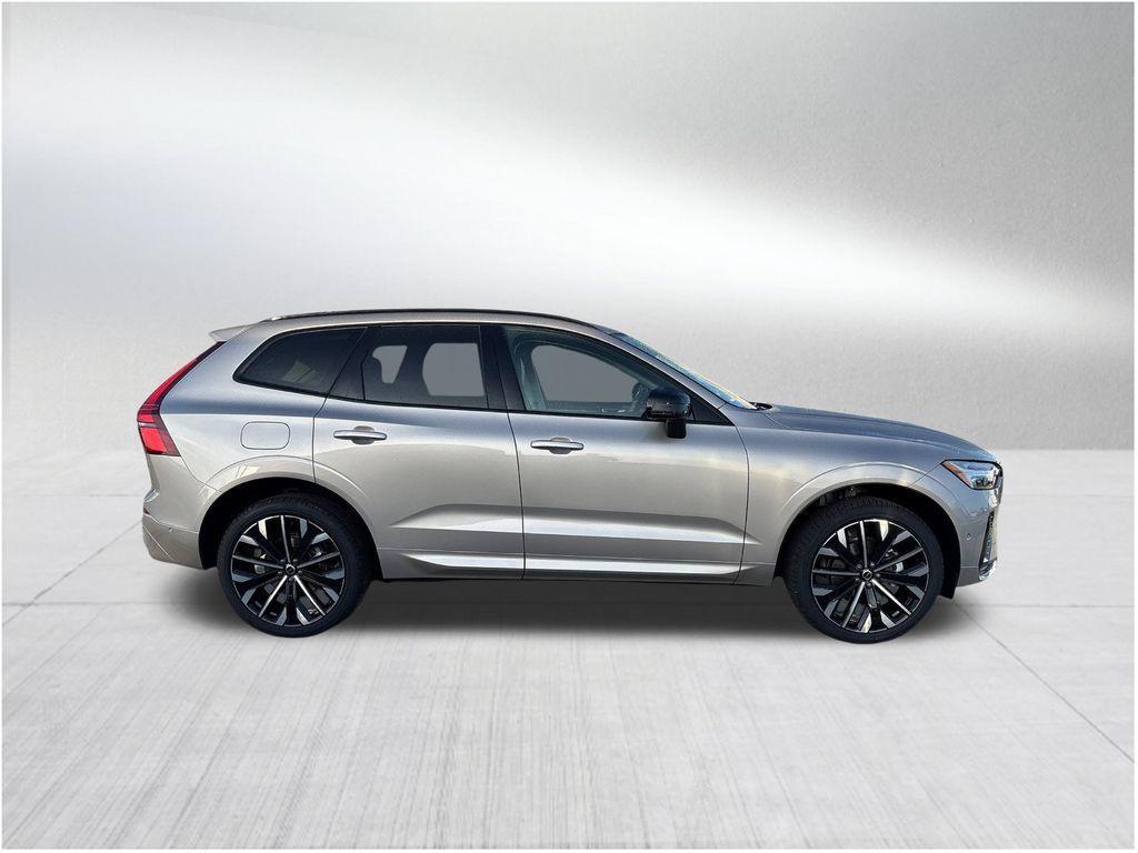 new 2026 Volvo XC60 car, priced at $60,935