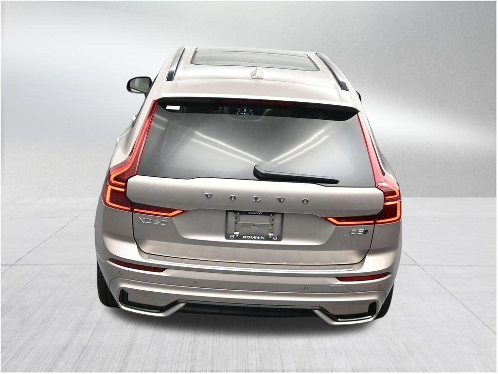 new 2026 Volvo XC60 car, priced at $62,685
