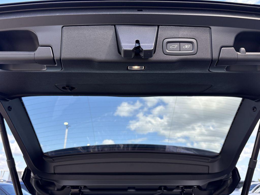 new 2026 Volvo XC60 car, priced at $54,985