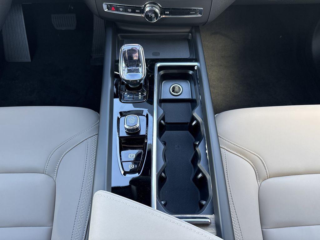 new 2026 Volvo XC60 car, priced at $54,985