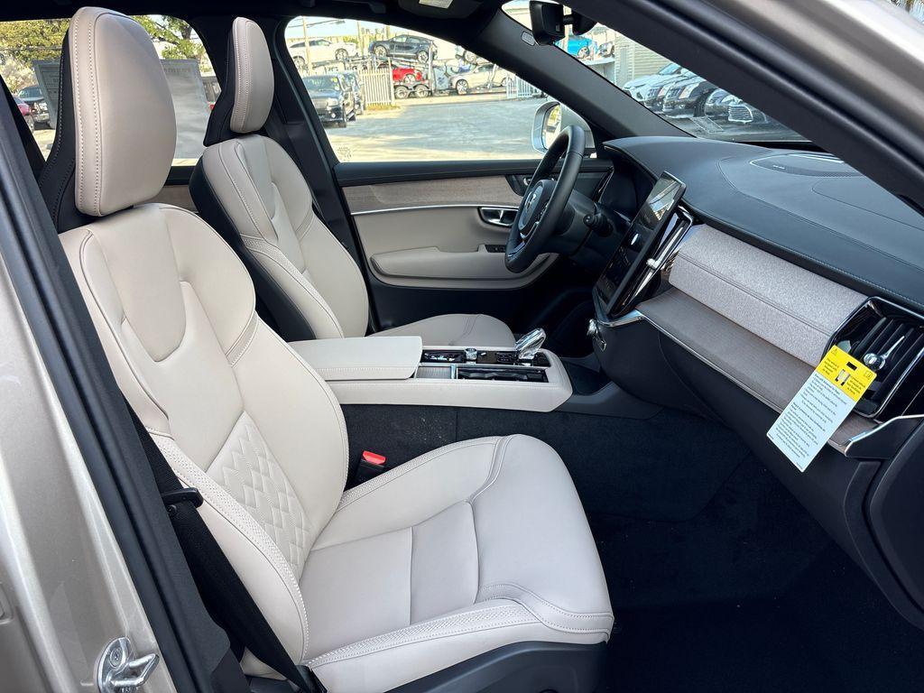 new 2026 Volvo XC90 Plug-In Hybrid car, priced at $81,995
