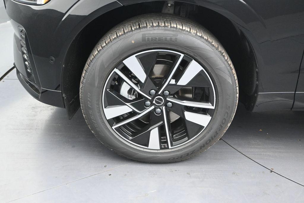 new 2026 Volvo XC60 car, priced at $54,445