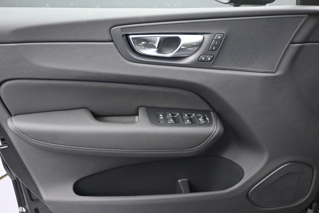 new 2026 Volvo XC60 car, priced at $54,445