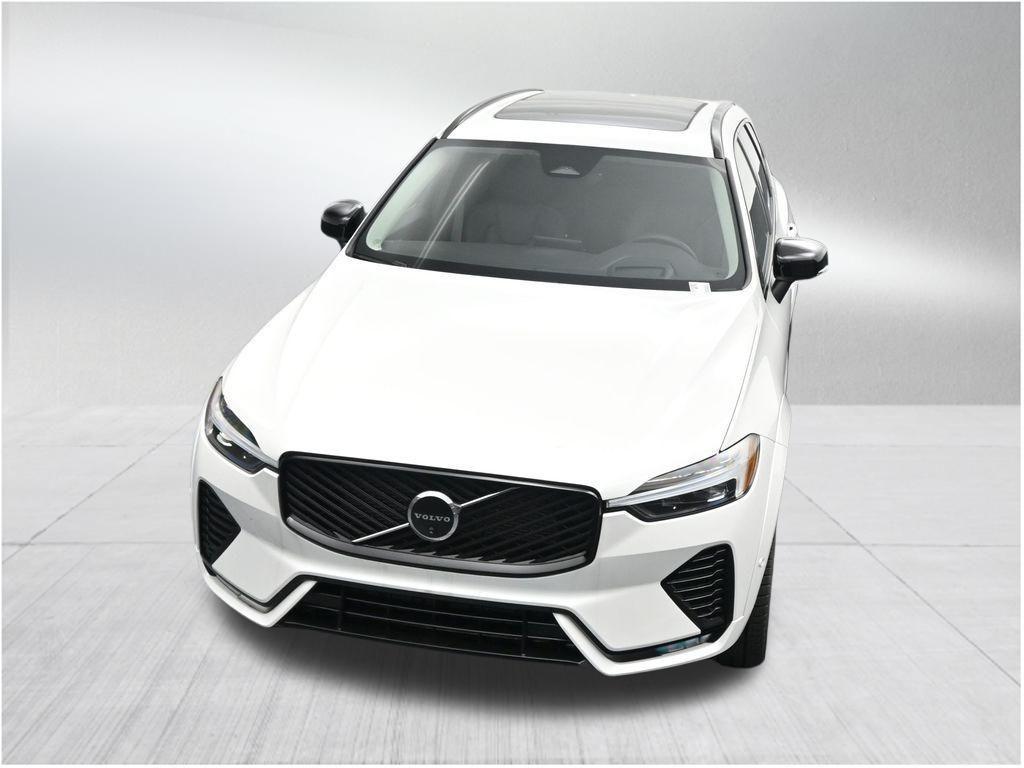 new 2026 Volvo XC60 car, priced at $61,770