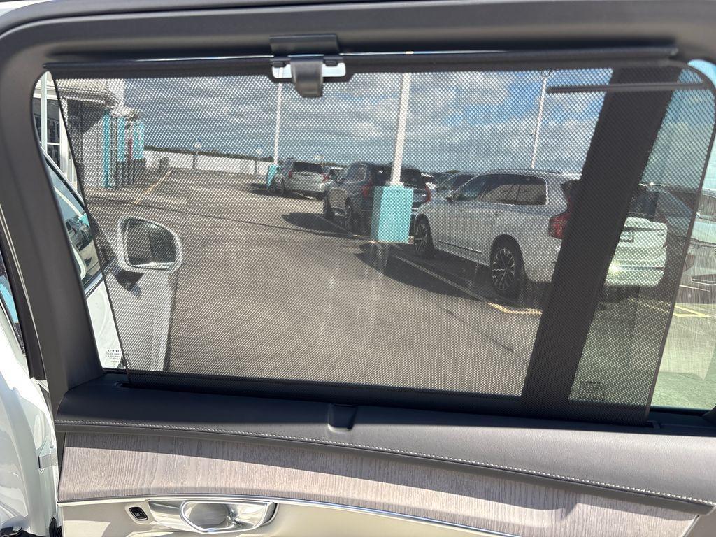 new 2026 Volvo XC90 car, priced at $72,655