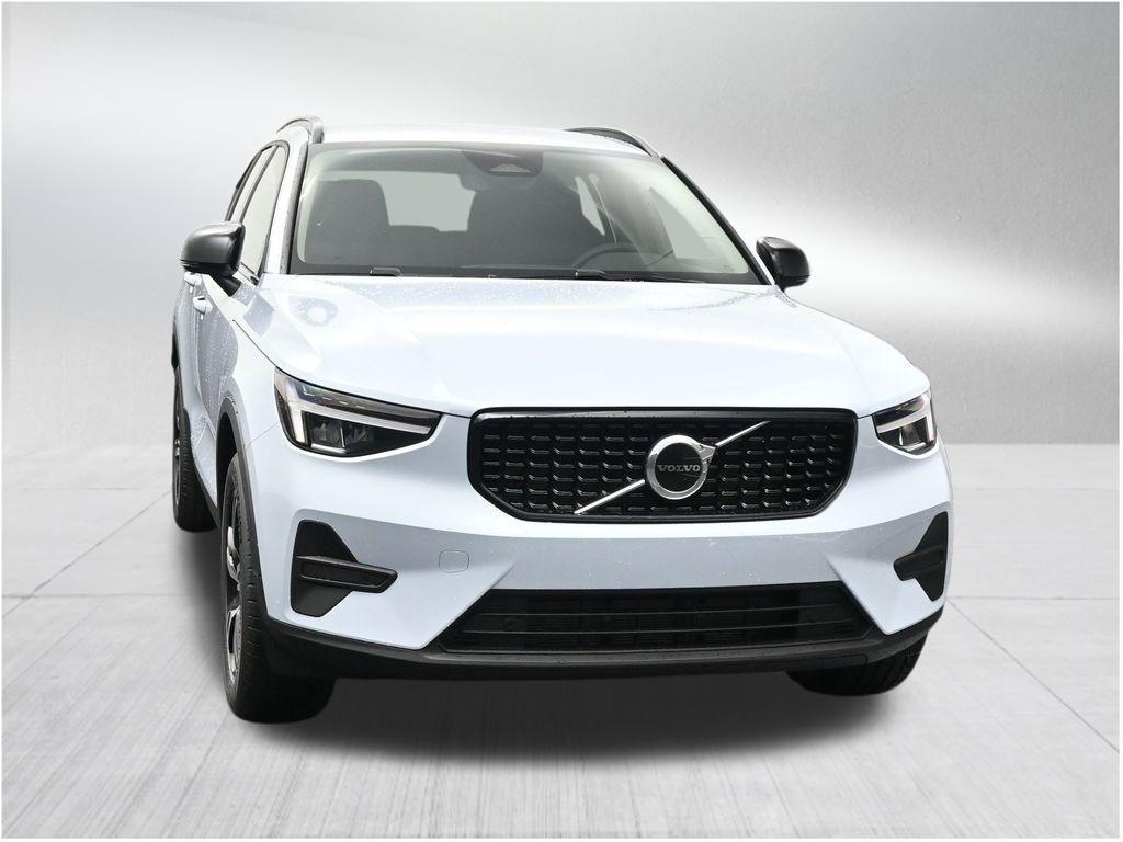 new 2026 Volvo XC40 car, priced at $44,095