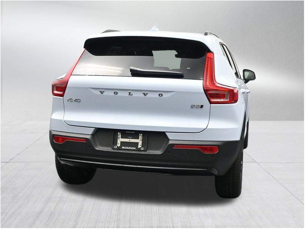 new 2026 Volvo XC40 car, priced at $44,095